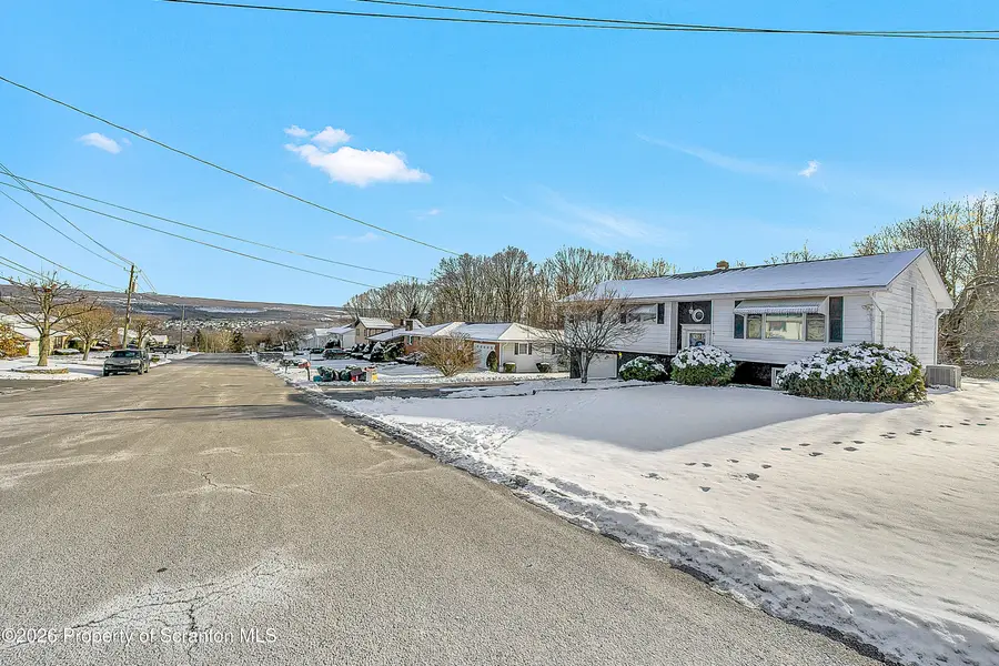 419 Lillibridge Street, Peckville, PA 18452 - Image #3