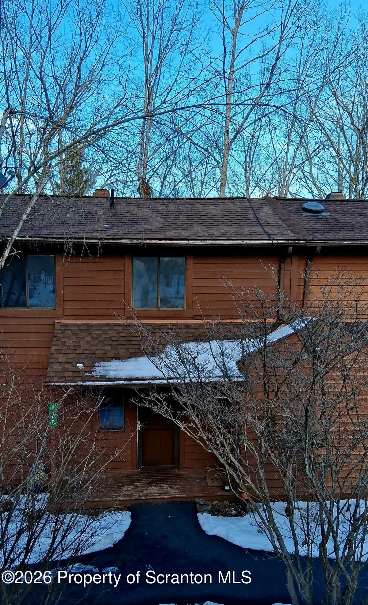 128 Meadow View Court, Bushkill, PA 18324 - Image #1