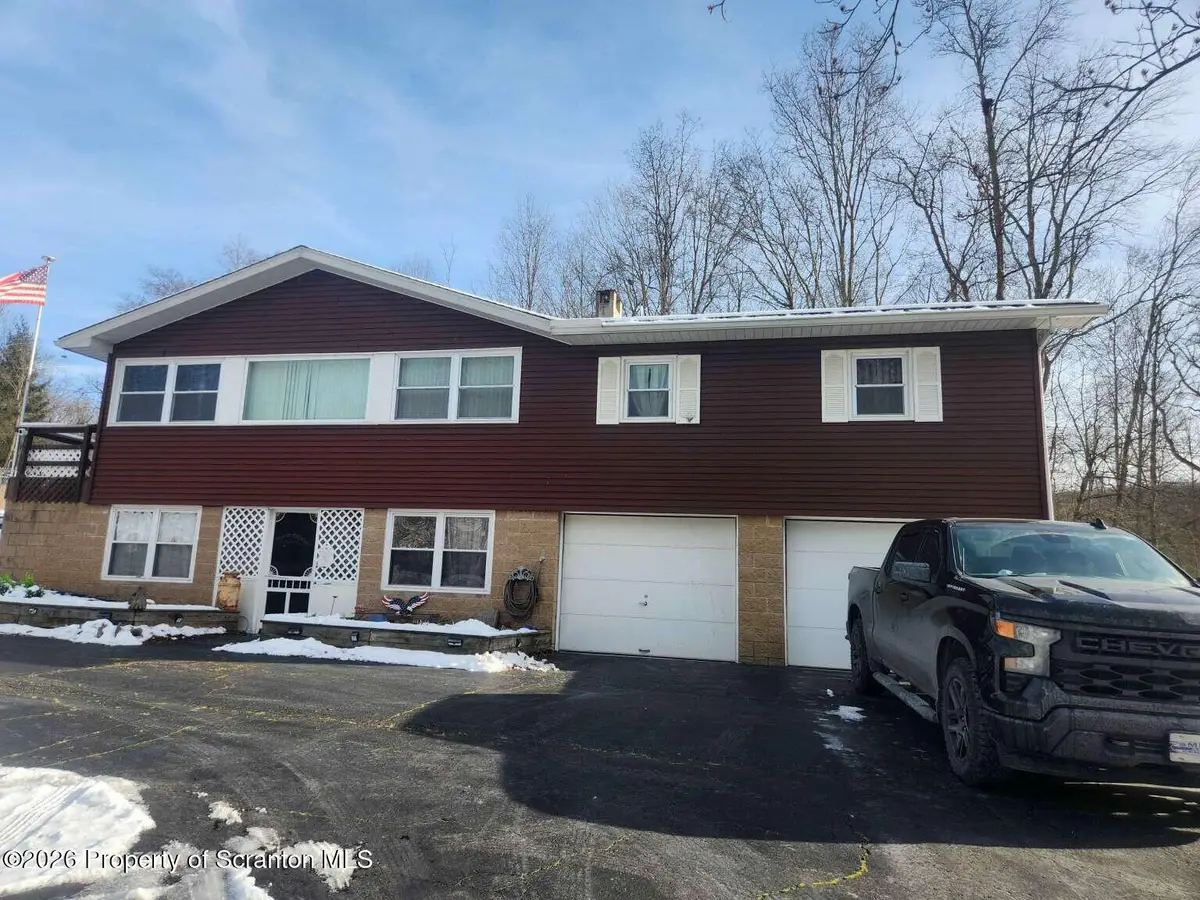 374 Country Road, Falls, PA 18615 - #1