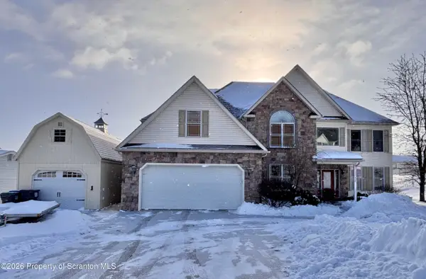 414 Callahan Drive, Jermyn, PA 18433