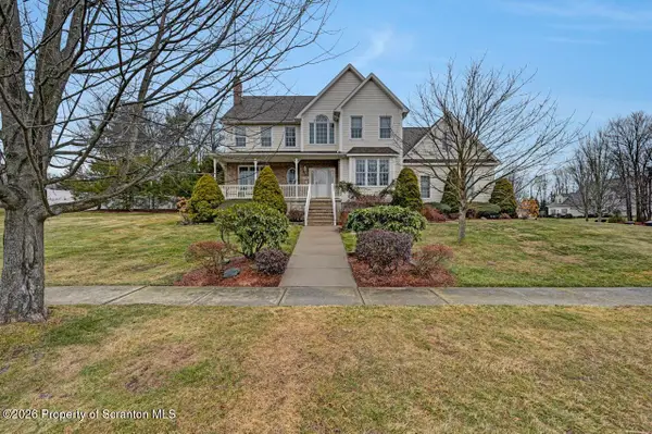 502 Park Lane, Moscow, PA 18444