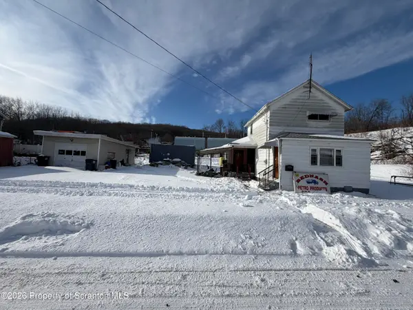 103 5th Street, Mayfield, PA 18433