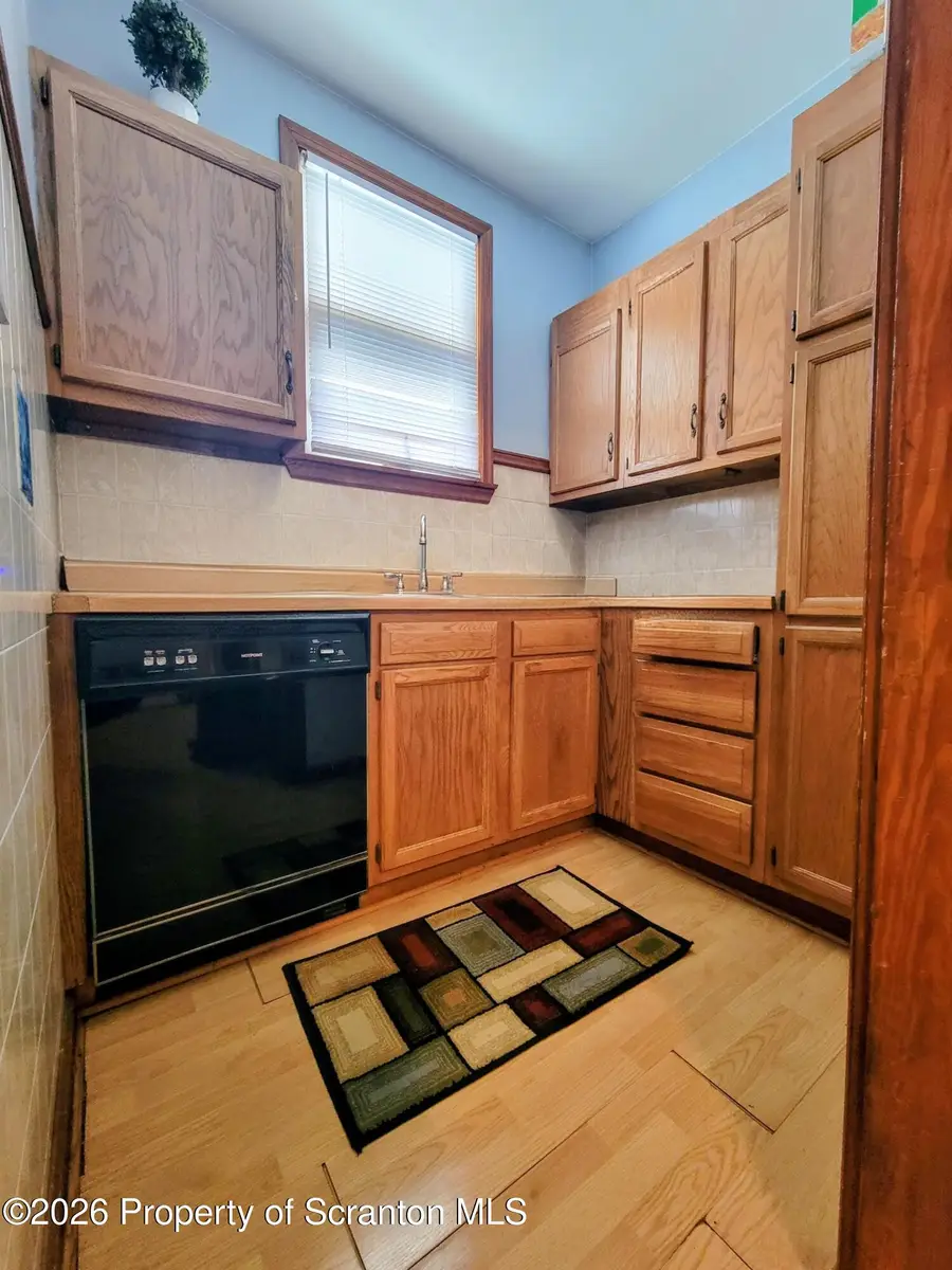 614 Delaware Street, Scranton, PA 18509 - #2