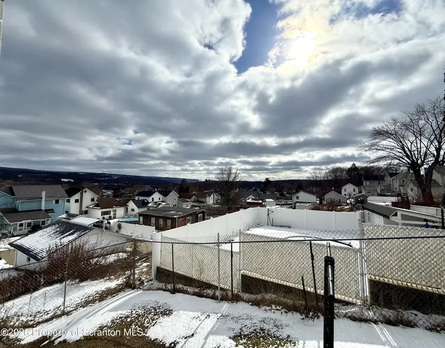 206 Glenwood Street, Mayfield, PA 18433 - #2