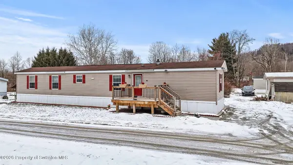 46 Jones Drive, Clifford, PA 18413