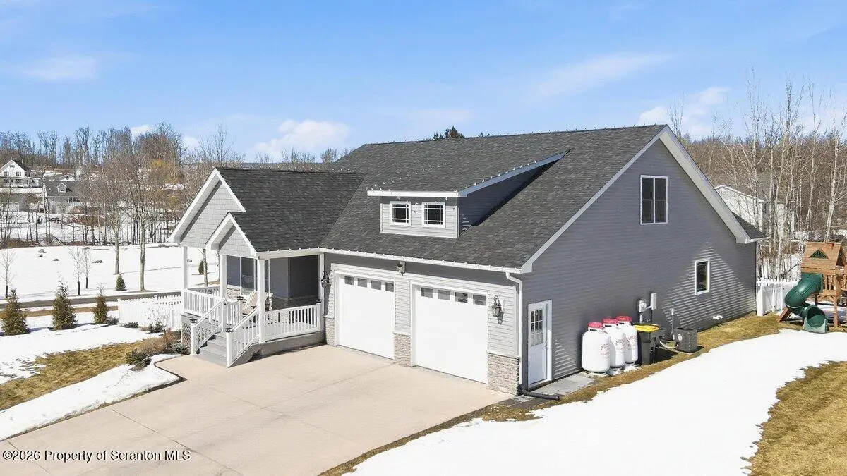 252 Mountainview Drive, Jefferson, PA 18436 - #1