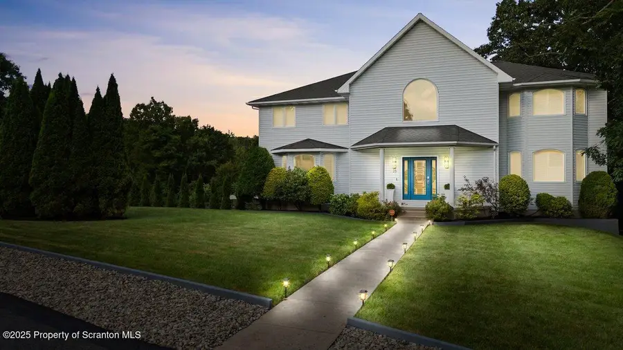 28 Ridgeview Drive, Scranton, PA 18504 - #2