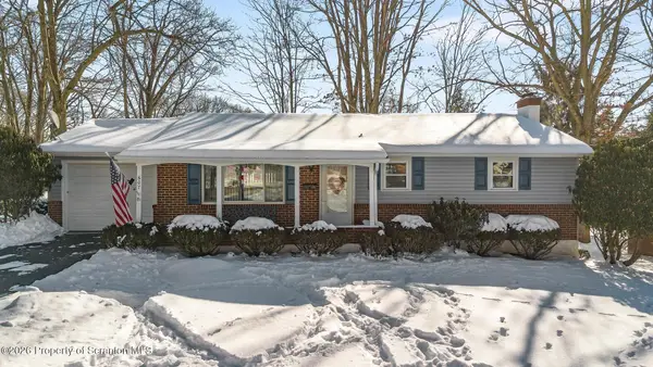 607 Meadow Lane, Clarks Summit, PA 18411