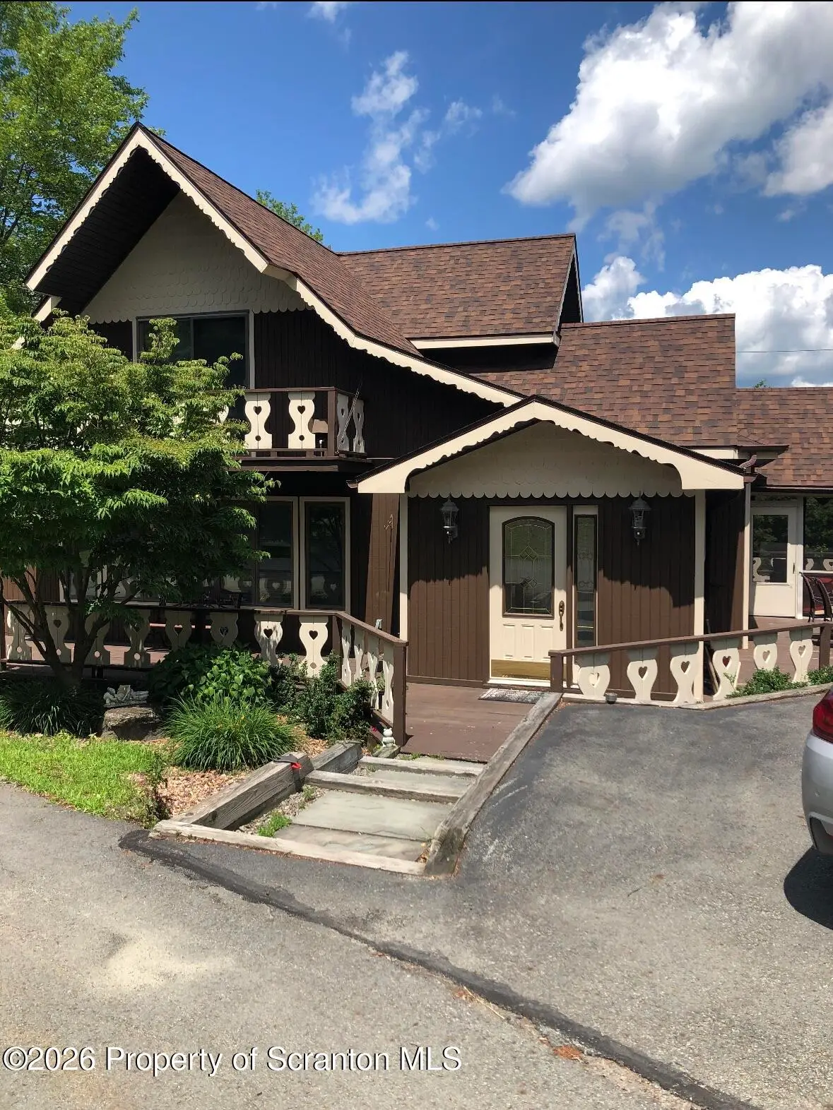 15 Fall Place, Union Dale, PA 18470 - #1