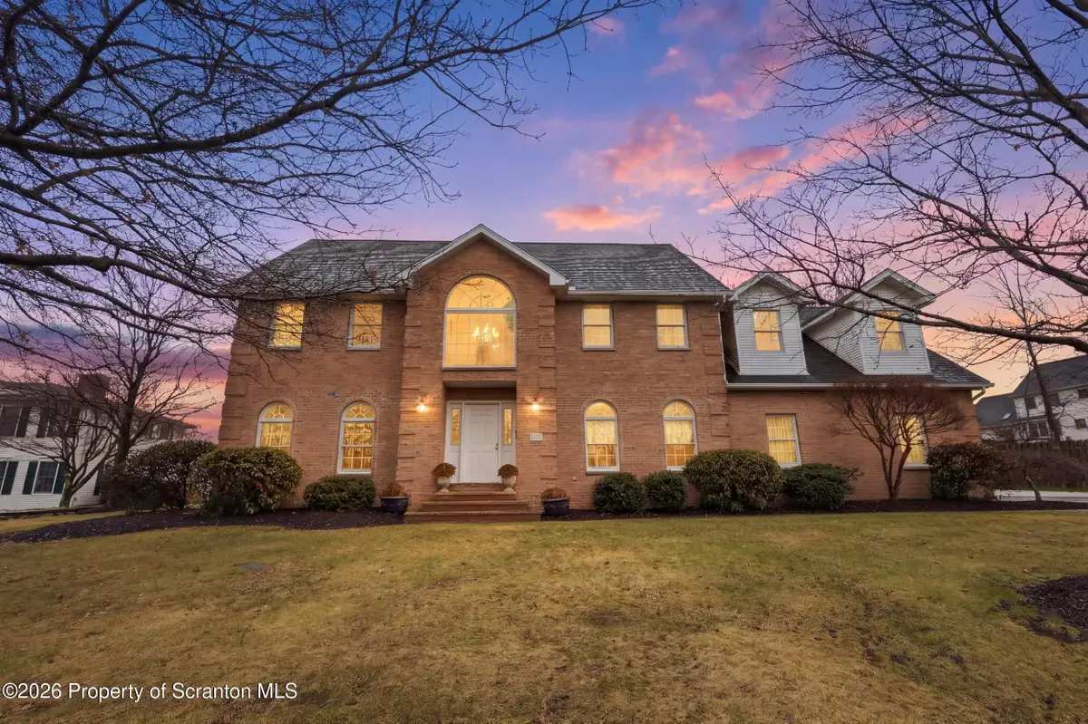 302 Abbey Drive, Clarks Summit, PA 18411 - #1