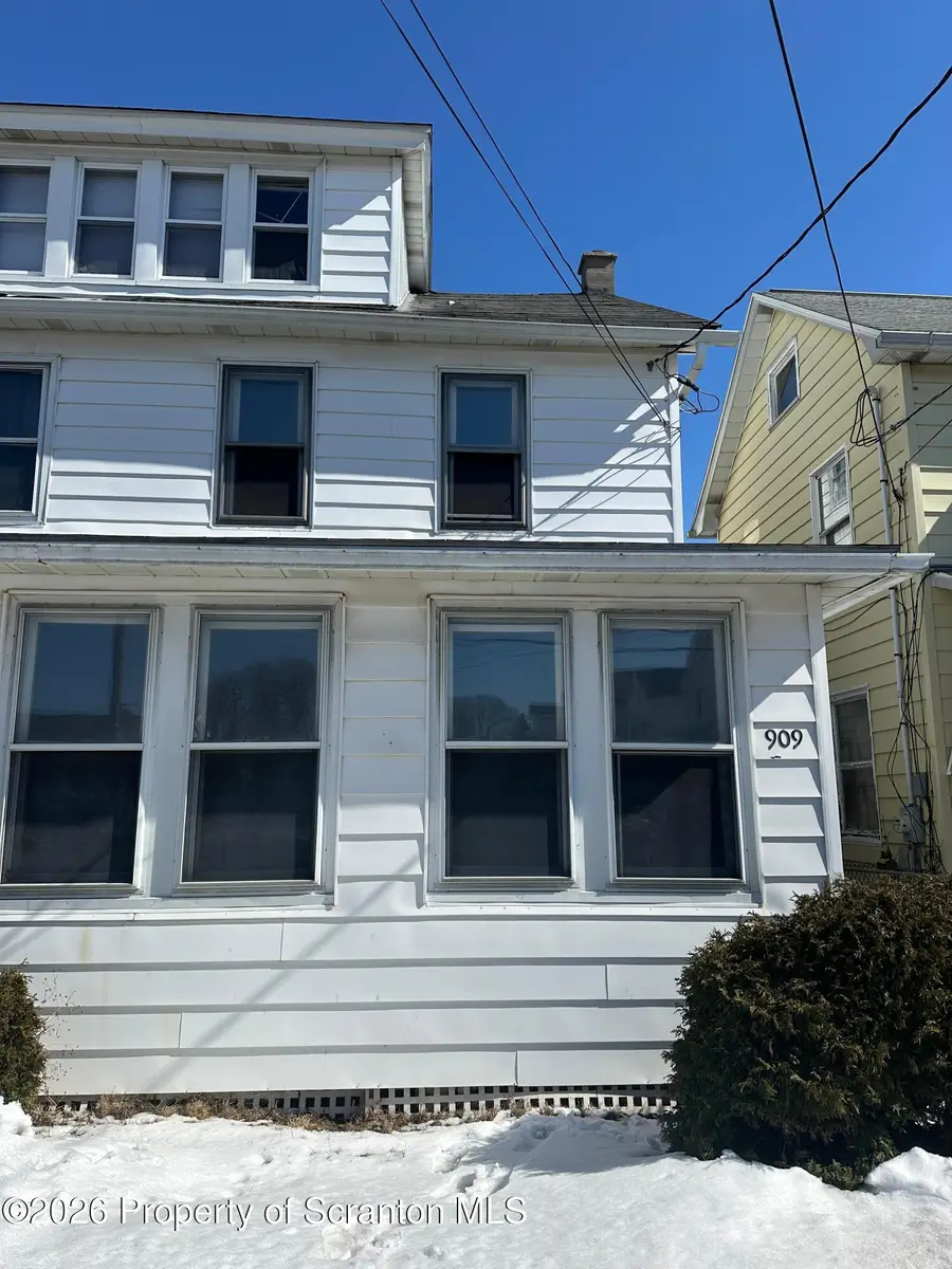909 Birkbeck Street, Freeland, PA 18224 - #2