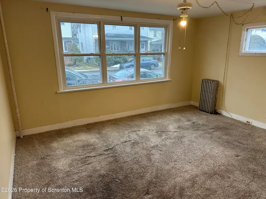 108 W Taylor Street, Taylor, PA 18517 - #3