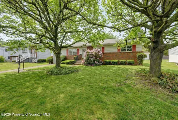 730 Sunset Drive, Dickson City, PA 18519