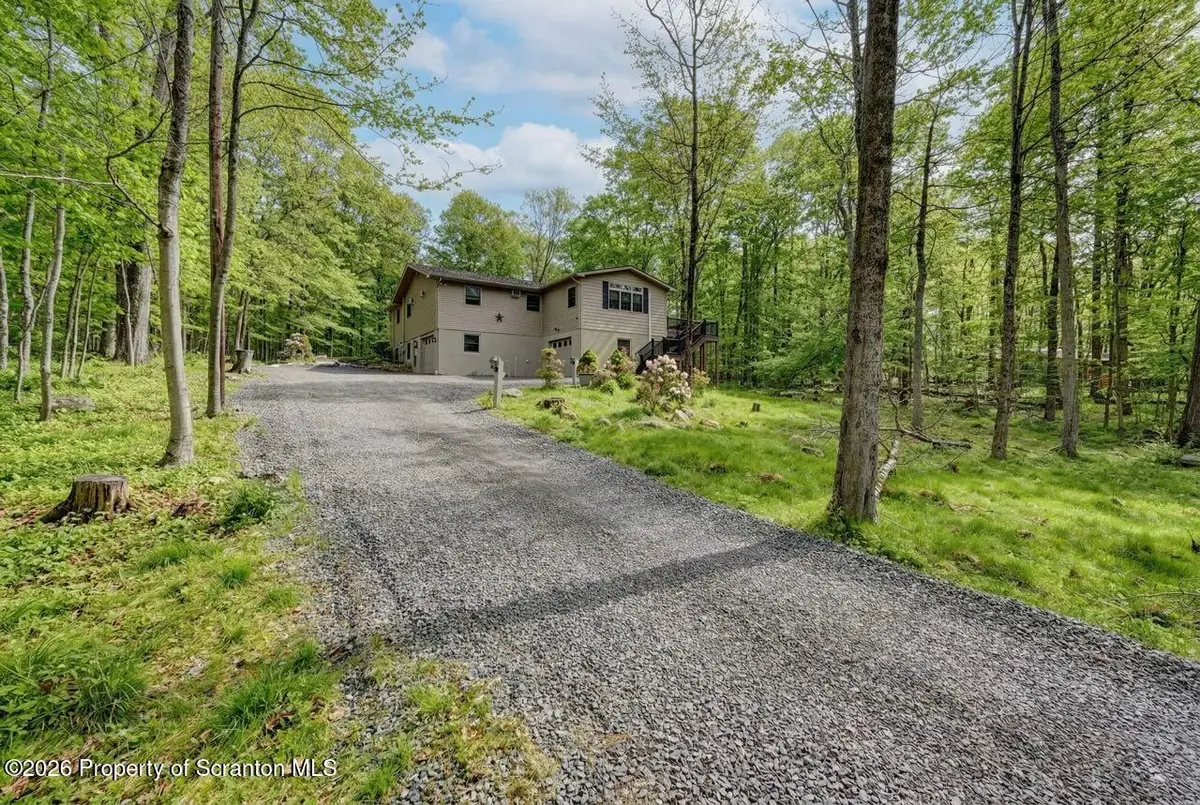 341 Packanack Drive, Clifton, PA 18424 - #1