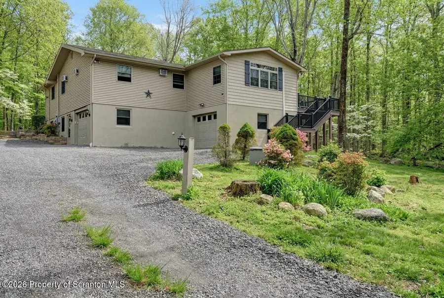 341 Packanack Drive, Clifton, PA 18424 - #2