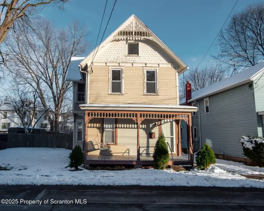 28 Pine Street, Tunkhannock, PA 18657 - #2