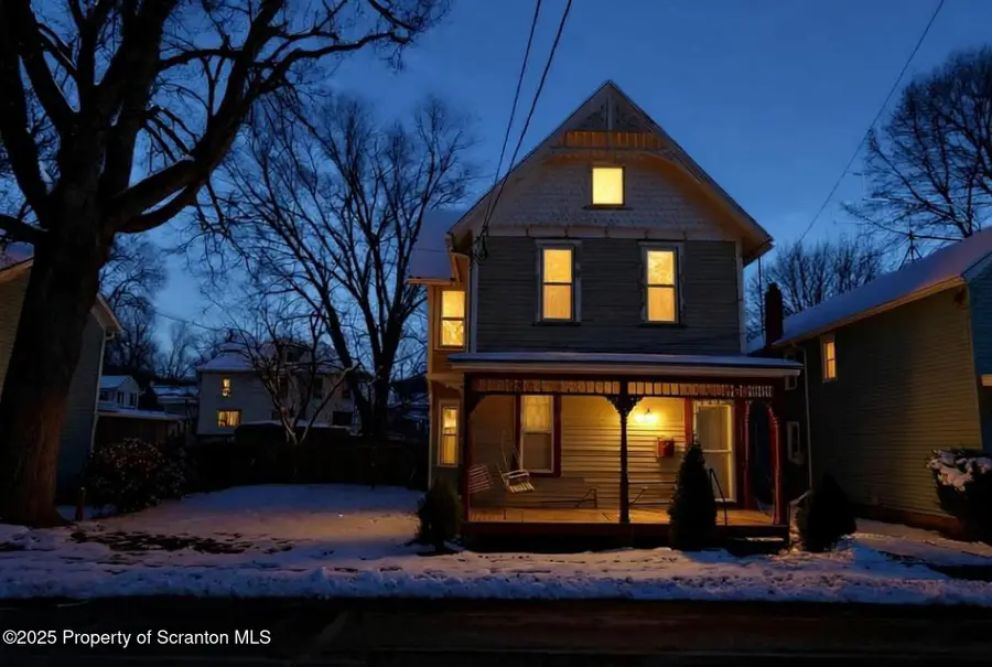 28 Pine Street, Tunkhannock, PA 18657 - #3