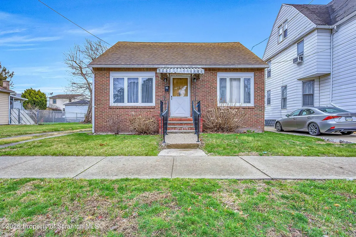 31 Edison Street, Wilkes Barre, PA 18702 - #1