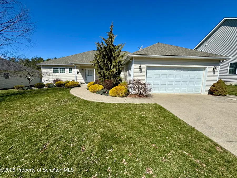 115 N Cougar Drive, Archbald, PA 18403 - #2