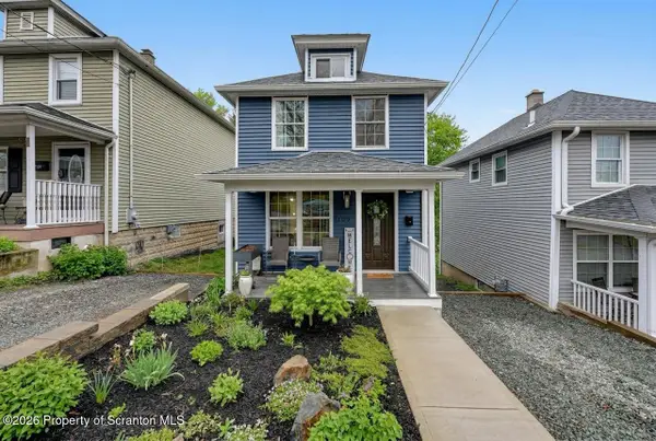 109 Coppernick Street, Throop, PA 18512