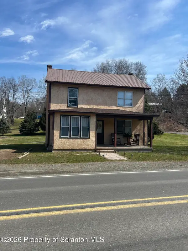 1514 State Route 106, Clifford Twp, PA 18470