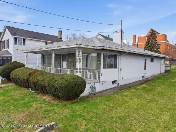 230 10th Avenue, Scranton, PA 18504
