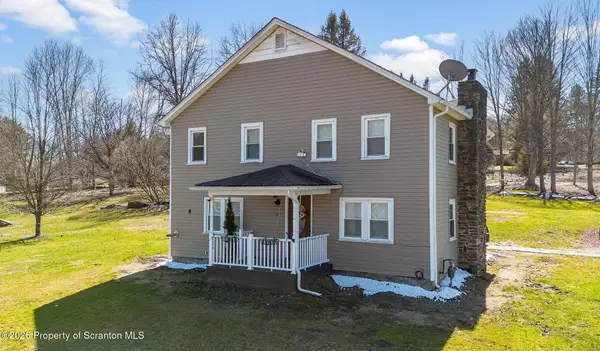 405 S Turnpike Road, Dalton, PA 18414