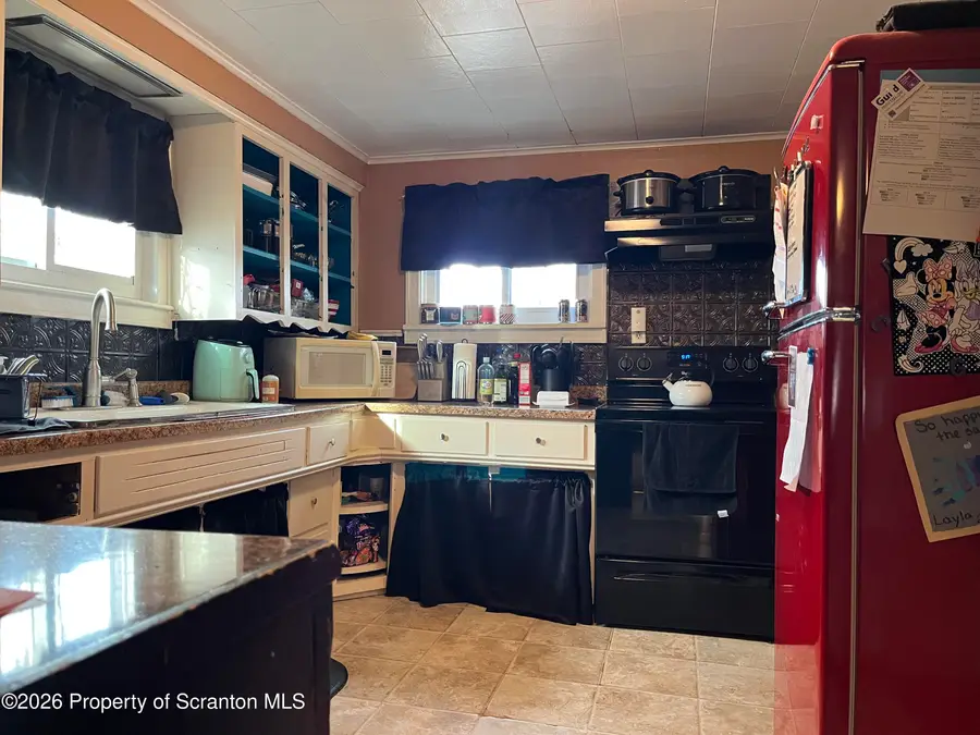 1259 Franklin Street, Old Forge, PA 18518 - #2