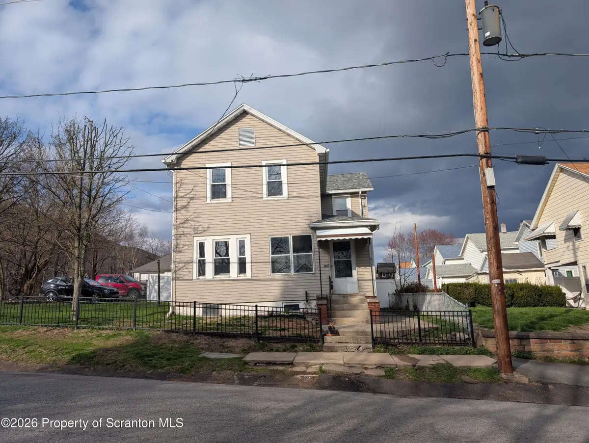 706 Jackson Street, Dickson City, PA 18519 - #1