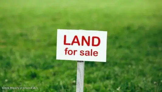 320 Depew Avenue, Mayfield, PA 18433