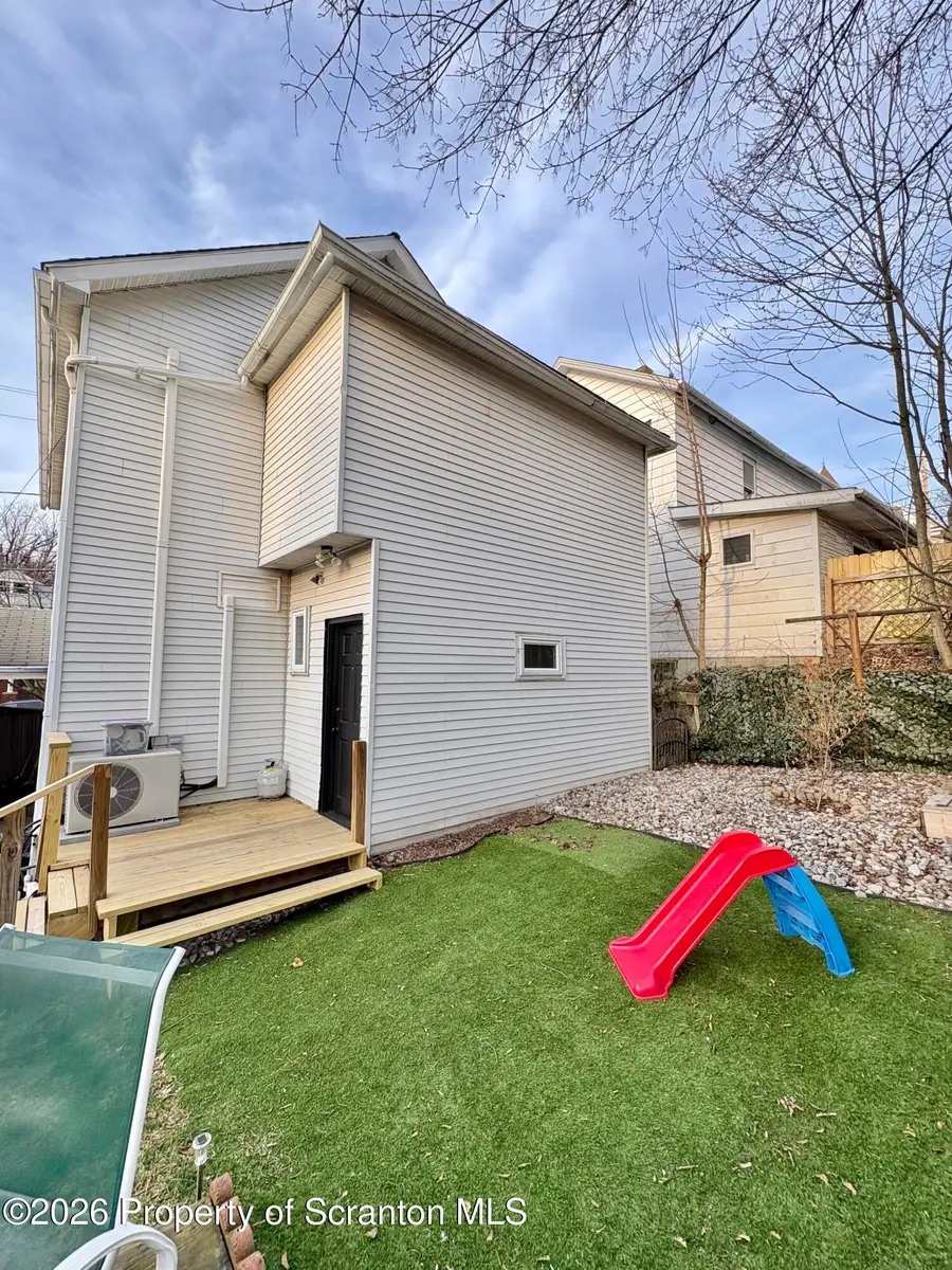 70 8th Avenue, Carbondale, PA 18407 - #3