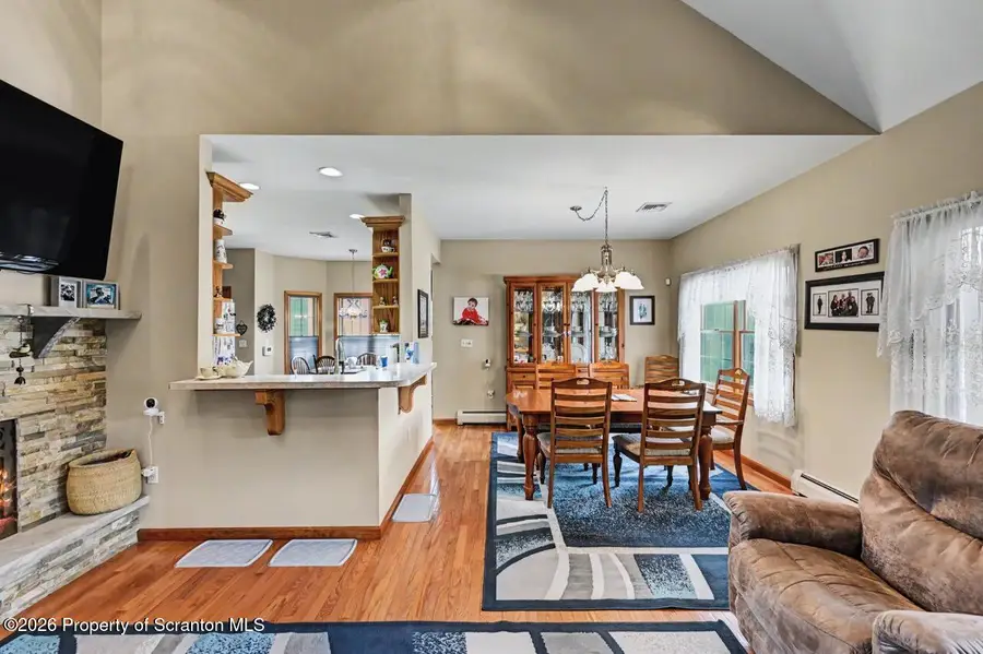 33 Parry Road, Moscow, PA 18444 - #3