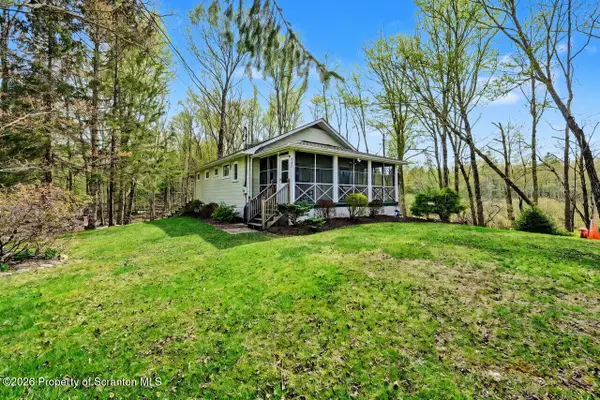 147 3rd Street, Gouldsboro, PA 18424