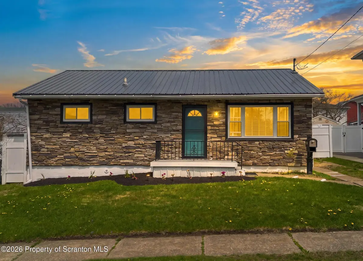 2001 Rigg Street, Dunmore, PA 18512 - #1