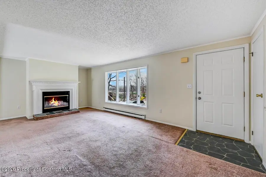 3032 1/2 Division Street, Scranton, PA 18504 - #3