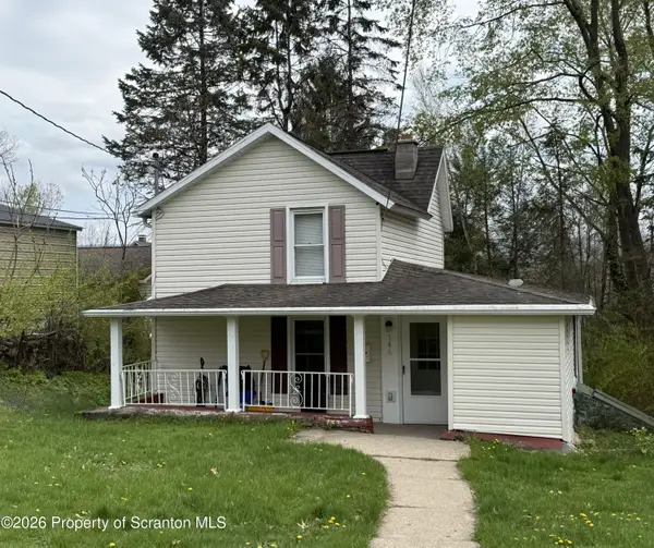 146 6th Street, Blakely, PA 18447