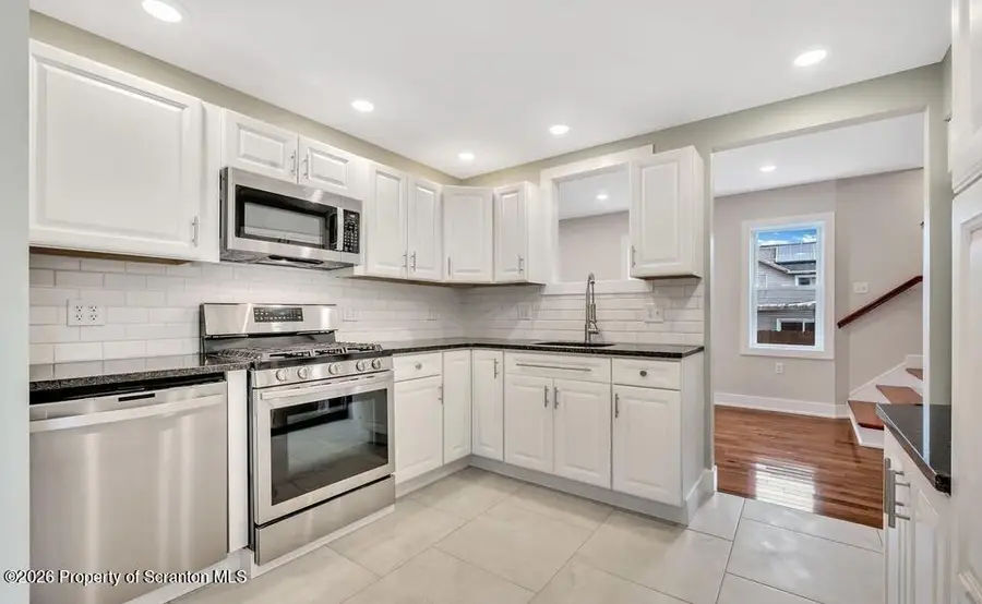 206 Pike Street, Archbald, PA 18403 - #2