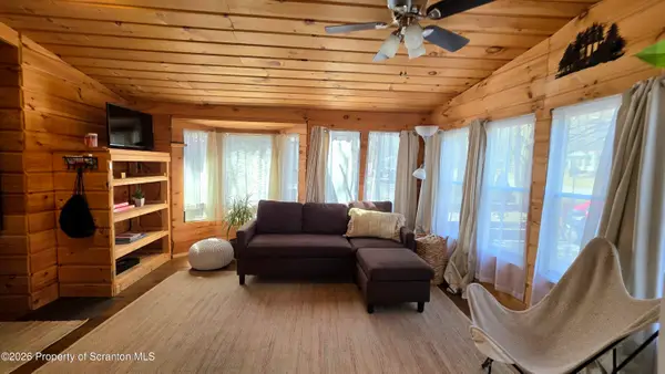 WI5402 Wildlife Way, Covington Twp, PA 18444