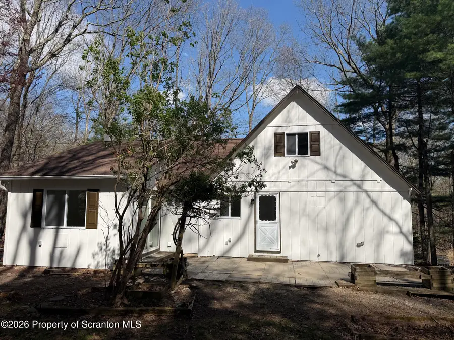 138 Sandstone Drive, Dingmans Ferry, PA 18328 - #3