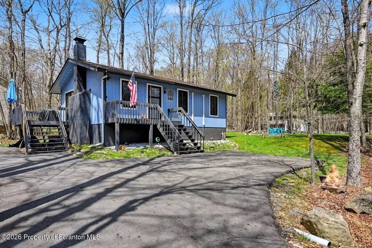 127 Big Bass Drive, Clifton, PA 18424 - #1