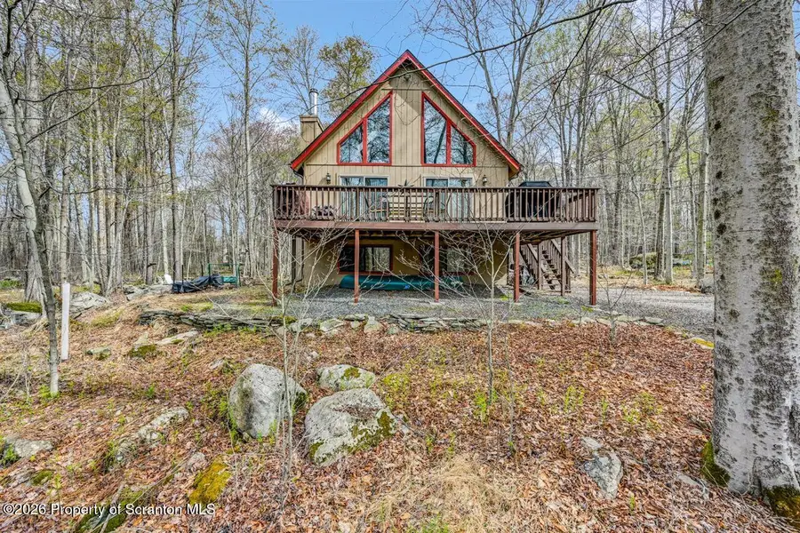 195 Eagles View Drive, Clifton, PA 18424 - #2