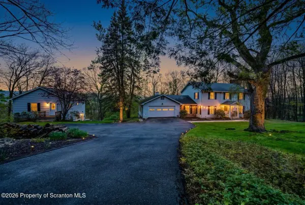 11 Elmhurst Boulevard, Scranton, PA 18505