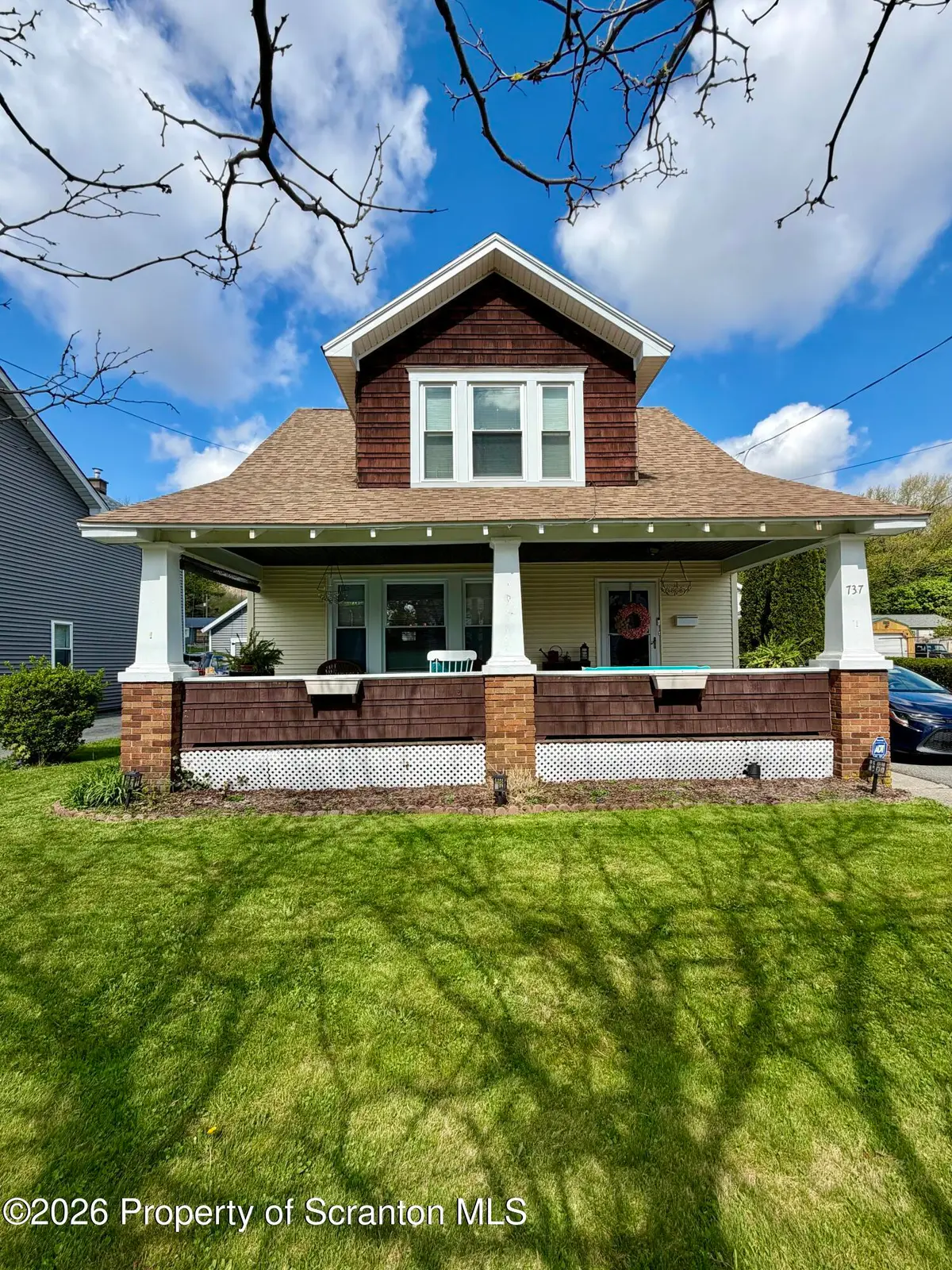 737 Jefferson Avenue, Jermyn, PA 18433 - #1