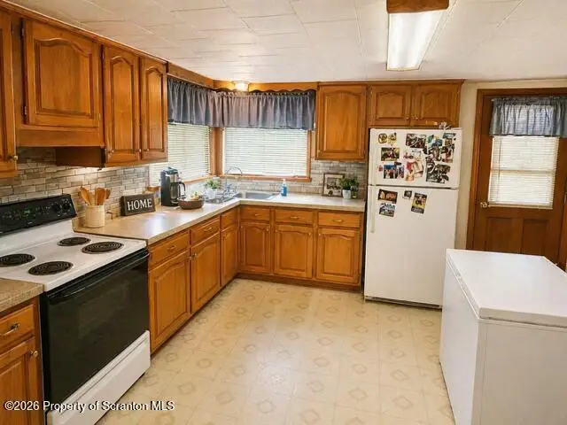 102 Jackson Street, Olyphant, PA 18447 - #3