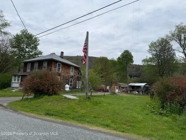 572 Winterdale Road, Starlight, PA 18461