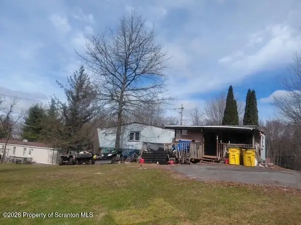 1161 Lake Henry Road, Lake Ariel, PA 18436