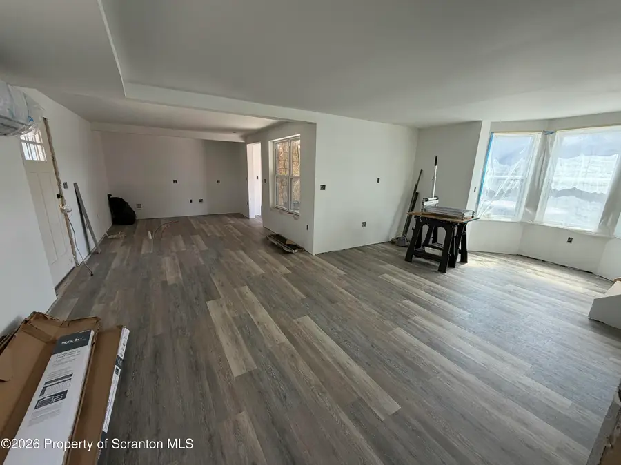208 Bacon Street, Jermyn, PA 18433 - #2