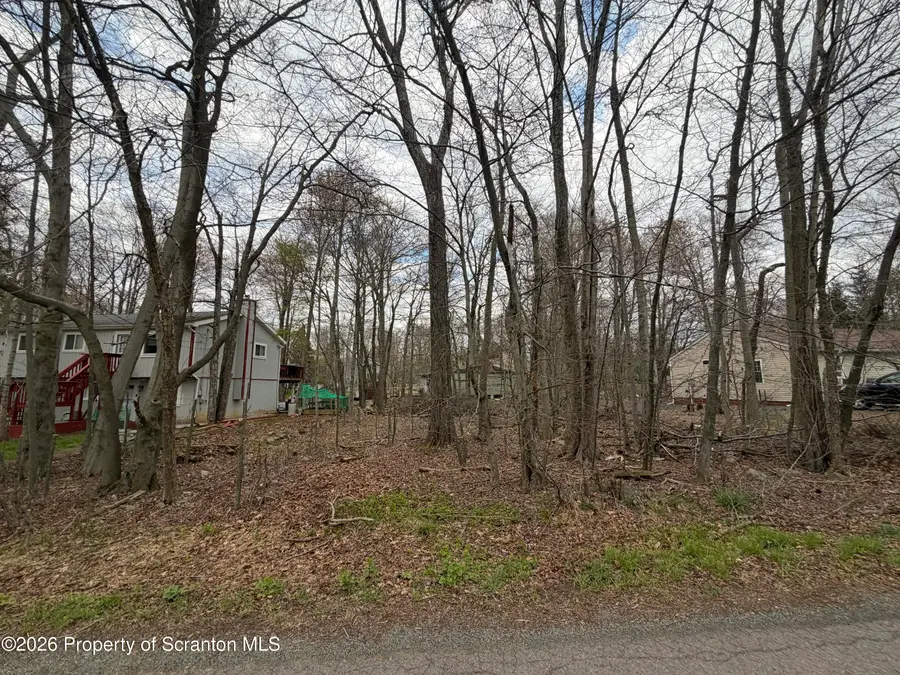 5328 Ledgewood Dr 363 Drive, Tobyhanna, PA 18466 - #2