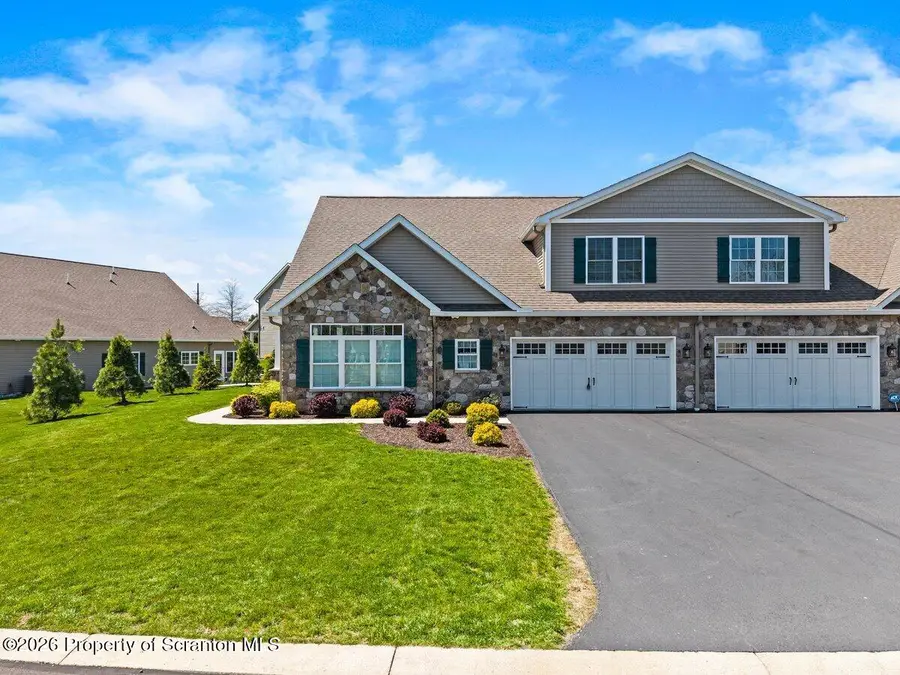 15 Avalon Road, South Abington, PA 18411 - #2