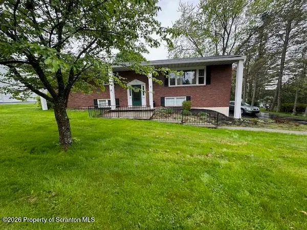 106 Noble Road, South Abington Twp, PA 18411